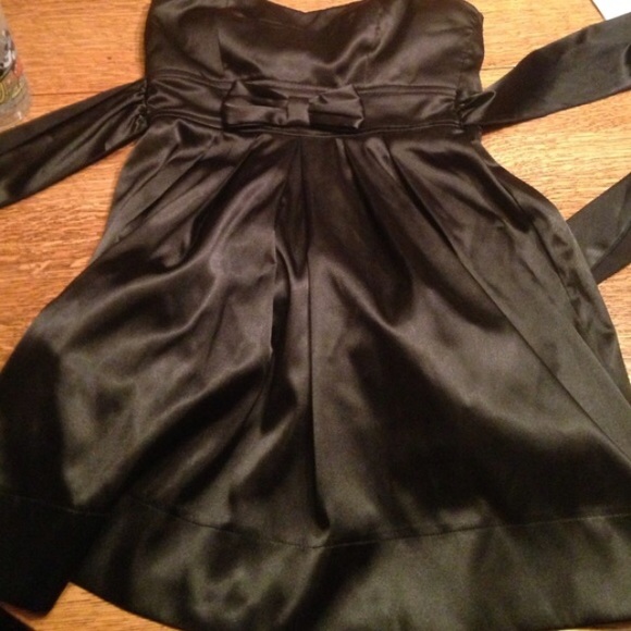 Little Black Dress - Picture 1 of 4