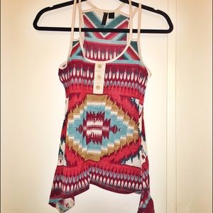 Tilly's Patterned sleeveless top