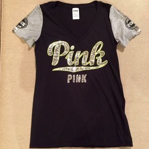 🚫SOLD🚫NWOT VS Pink V-neck Shirt