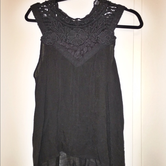 Tops - Black Sleeveless Blouse