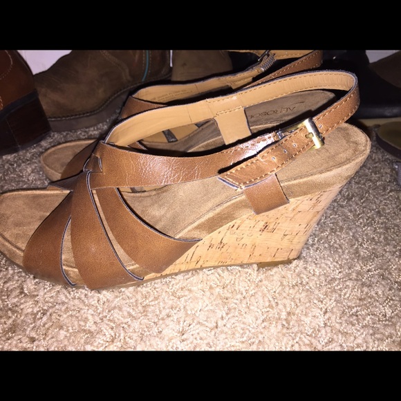 AEROSOLES Shoes - Brown wedges never worn