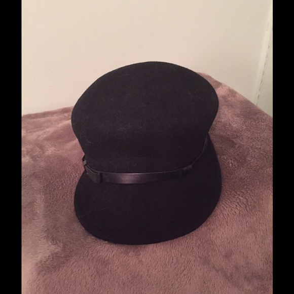 Bcbg hat