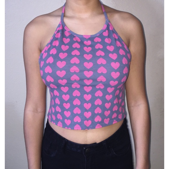 Tops - ❌SOLD❌ SALE! NEVER USED, heart crop top
