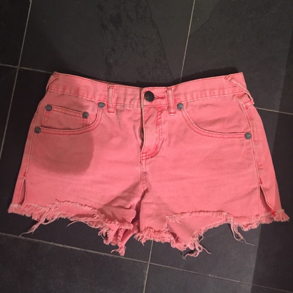 Free People Coral Cut offs - size 25