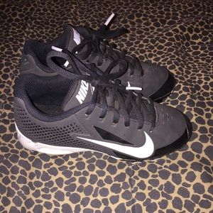 Nike baseball shoes