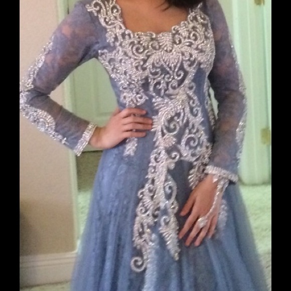 Silver Swarovski maxi prom cocktail evening  gown - Picture 3 of 3