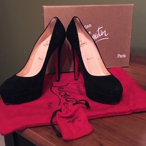 Christian Louboutin Black Pumps