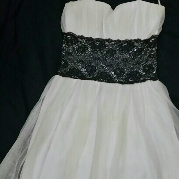 Short dress