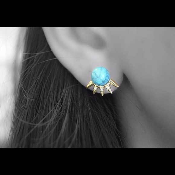 Turquoise/gold spike earring - brand new
