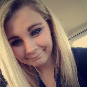 Meet your Posher, Abby