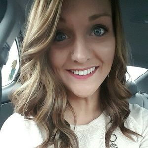 Meet your Posher, Brenna