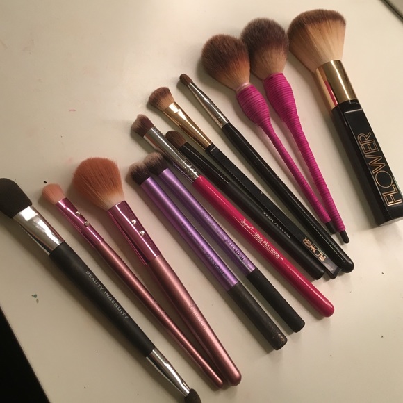 Other - 12 Makeup brushes random