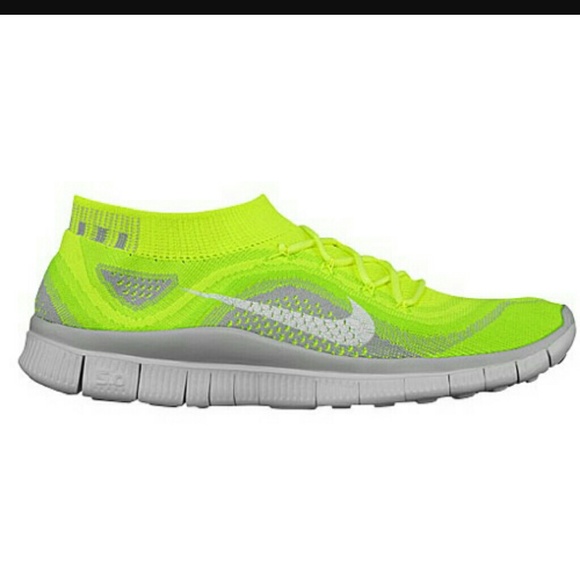 nike flyknit neon yellow