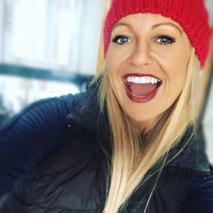 Meet your Posher, Robin