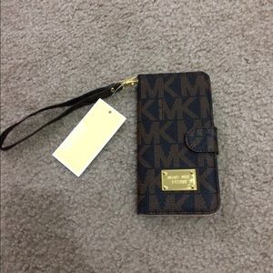 Michael kors wallet case