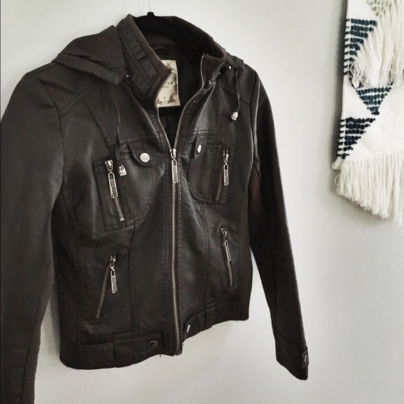 🍁Vegan leather brown jacket🍁