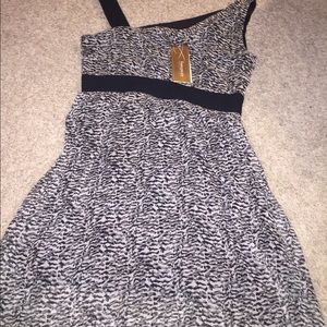 One strap dress