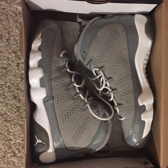 Jordan Shoes - Cool Grey 9s