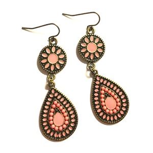 Pink Vintage-Style Metal Earrings