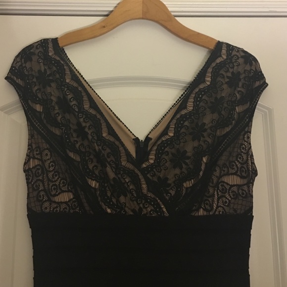 Bondage dress with black and nude lace detailing - Picture 2 of 3