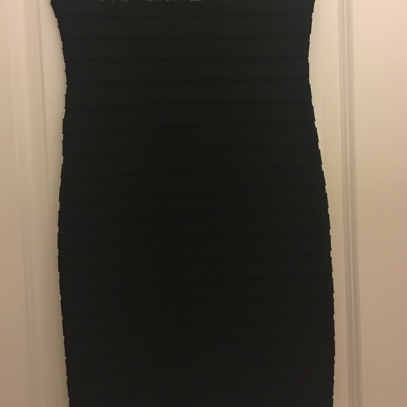 Bondage dress with black and nude lace detailing - Picture 3 of 3