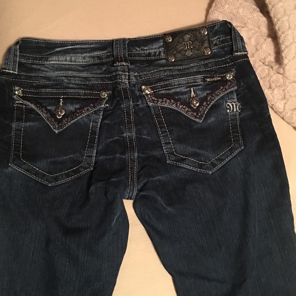 Straight legged Miss Me jeans!