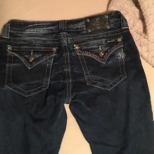 Straight legged Miss Me jeans!