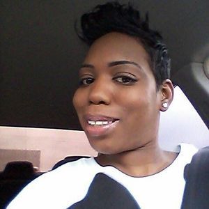 Meet your Posher, Regina