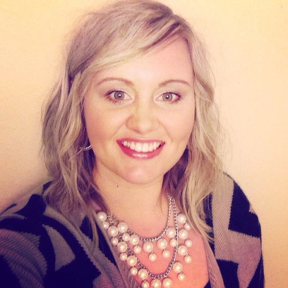 Meet your Posher, Amberlee - Picture 1 of 1