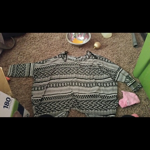 Medium mid sleeve shirt - Picture 1 of 2
