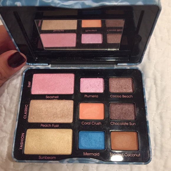 Summer Eyes palette