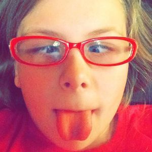 Meet your Posher, Lena