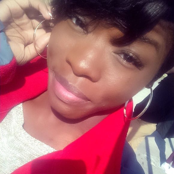 Meet your Posher, Rishayle - Picture 1 of 1