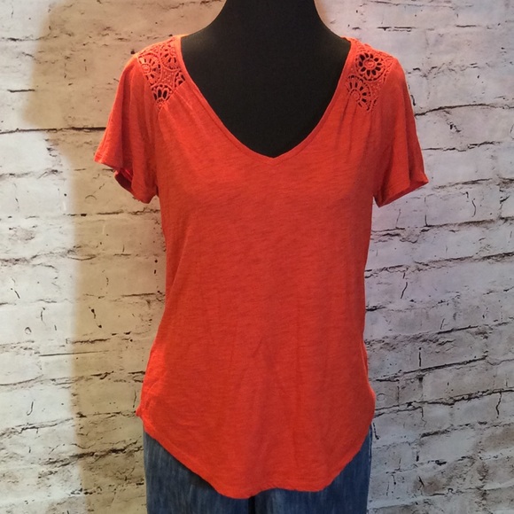 Lucky Brand Tops - LUCKY BRAND TEE WITH CROCHET DETAIL