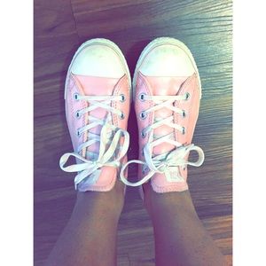 Pink faux leather converse
