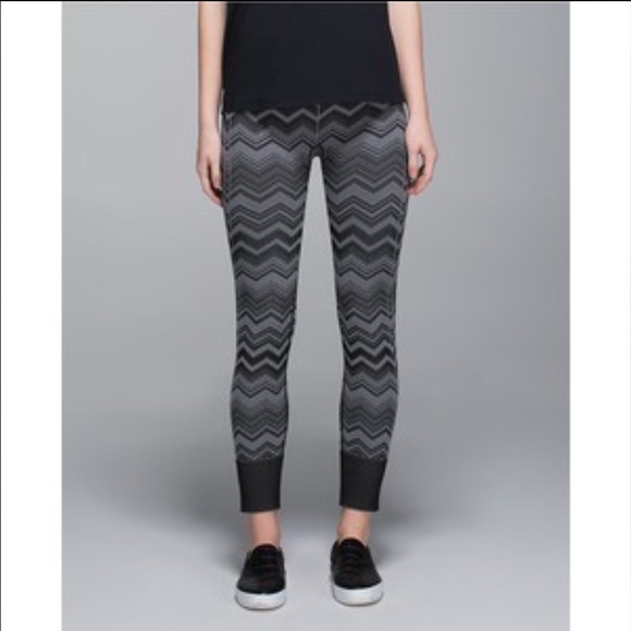lululemon athletica Pants - Lululemon Ebb to Street leggings