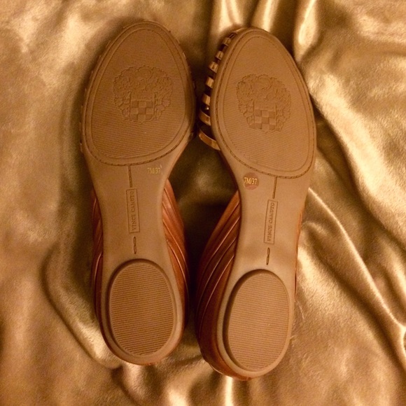 NWT Vince Camuto "Caprio" d'Orsay Flats - Picture 2 of 2