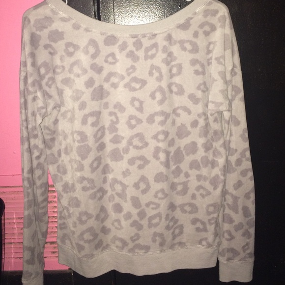 Sweater - Picture 2 of 2