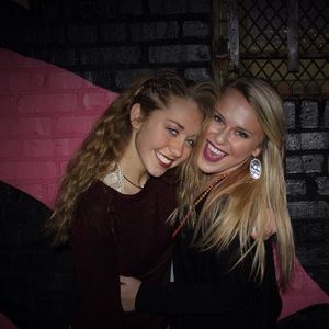 Meet your Posher, Riley