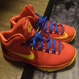 !!!!SOLD!!!!! KD sneakers