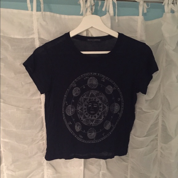 Brandy Melville astronomy crop top