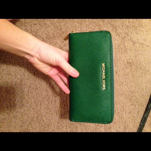 Michael Kors Handbags - Michael Kors Saffiano Leather Wallet