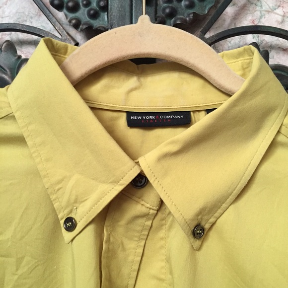 NY&Co Button Down - Picture 2 of 4
