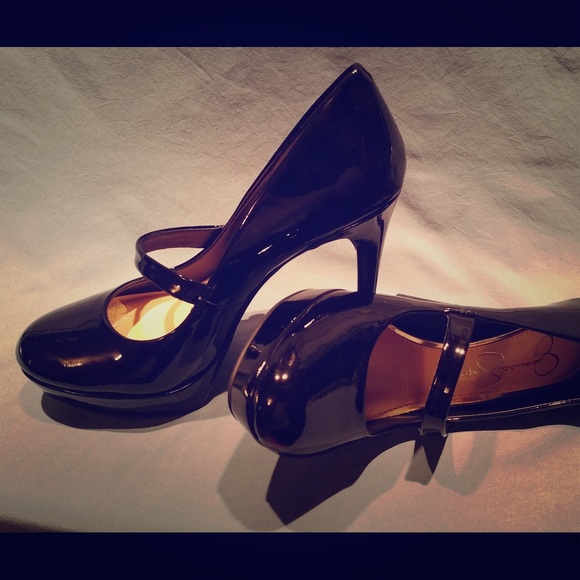 NWOB Killer Jessica Simpson heels!