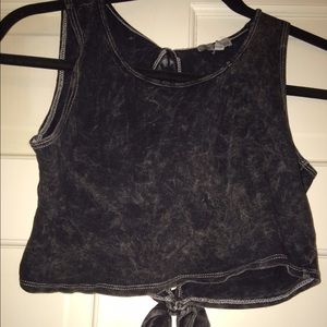 Black acid wash crop tank