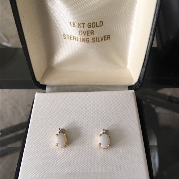 18kt earrings