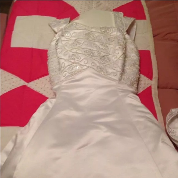 Brand new wedding dress