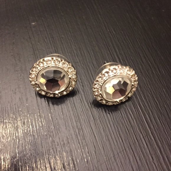 Diamond earrings