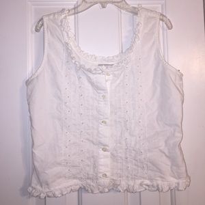 💥$4 TOP SALE💥Adorable White Crop Top