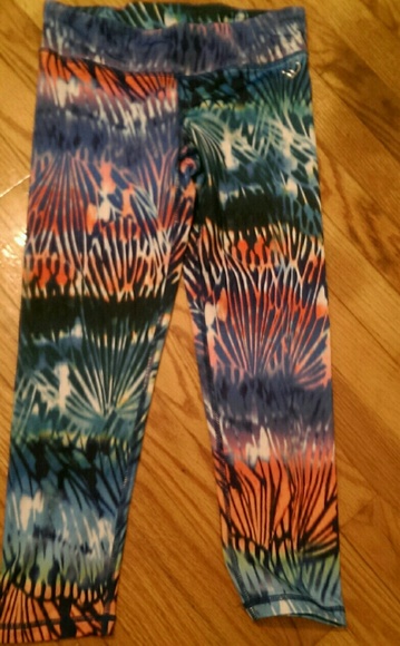 Animal print Aero Capri